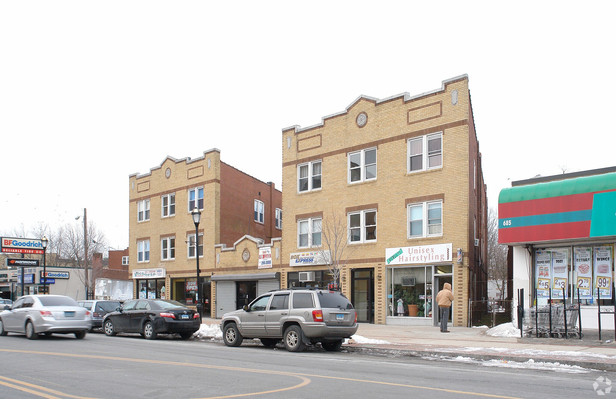 689-699 Maple Ave, Hartford, CT for Sale