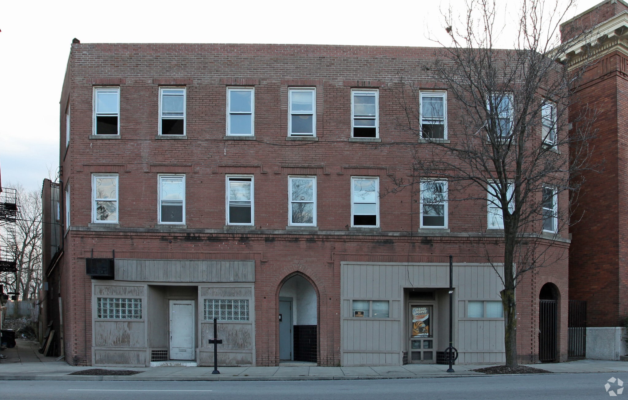 3570 Montgomery Rd, Cincinnati, OH for Rent