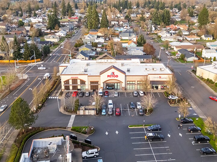 717 Geary St SE, Albany, OR for Sale