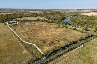 Del Valle, TX Commercial - 2004 Caldwell Ln