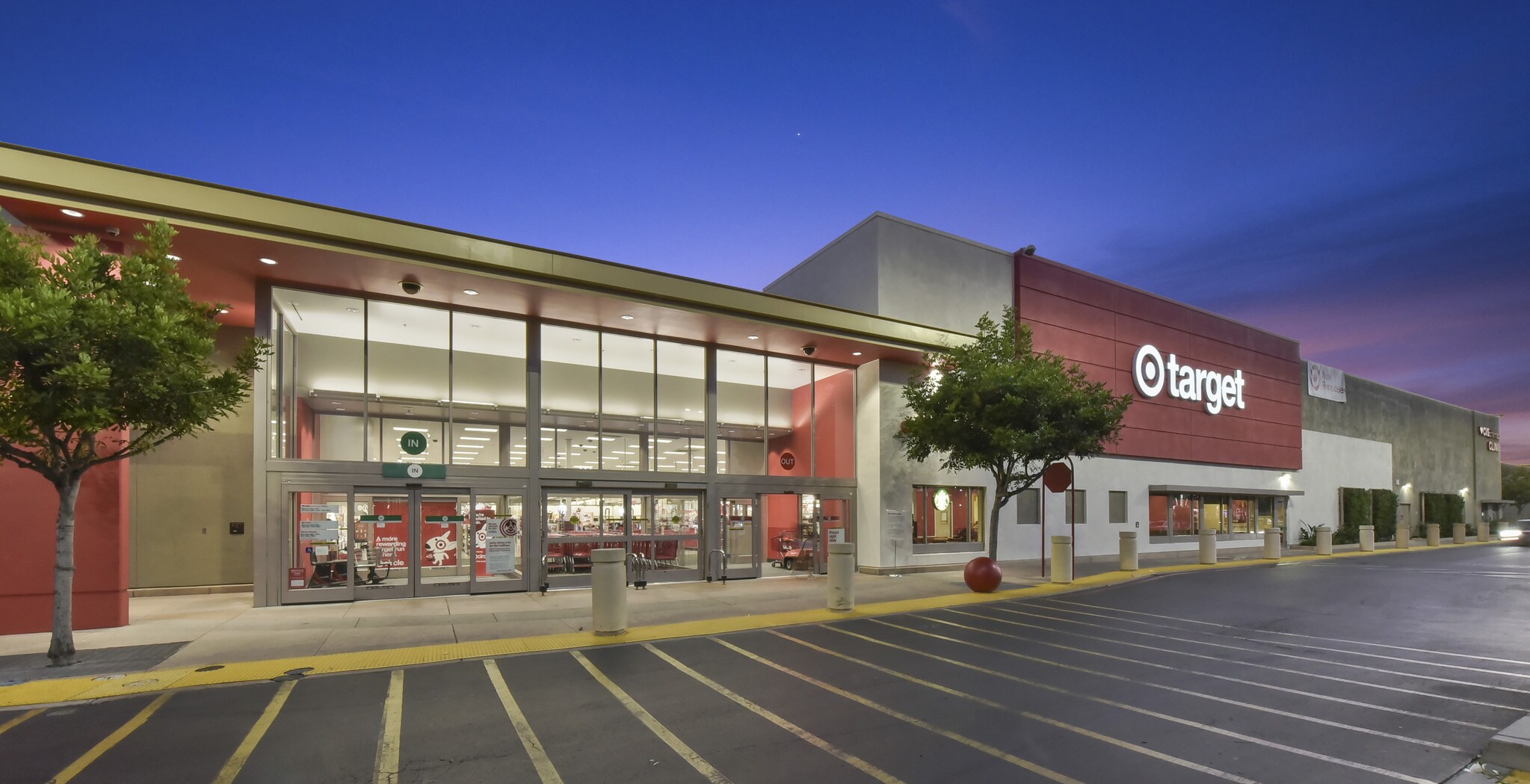 1711-1990 University Dr, Vista, CA for Rent