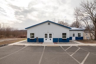 Chicopee, MA Veterinarian/Kennel - 102 Grove St Chicopee, MA Veterinarian/Kennel - 102 Grove St