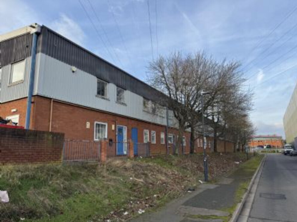 Gladiator Way, Rugby, WAR for Rent