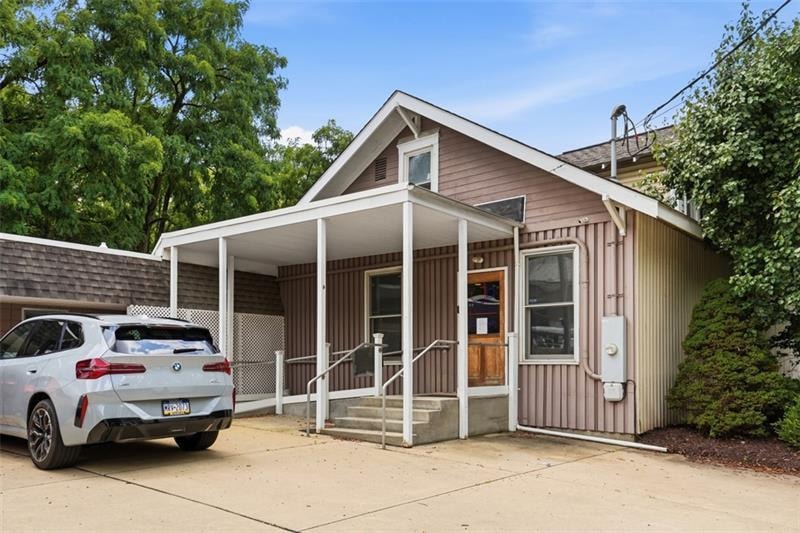 70 South St, Washington, PA for Sale