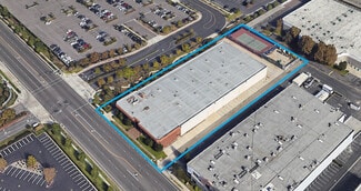 Torrance, CA Light Distribution - 3131 Lomita Blvd