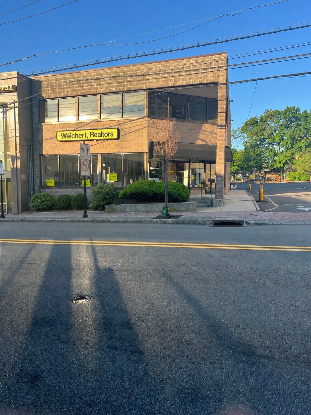 310 Main St, Fort Lee, NJ for Rent