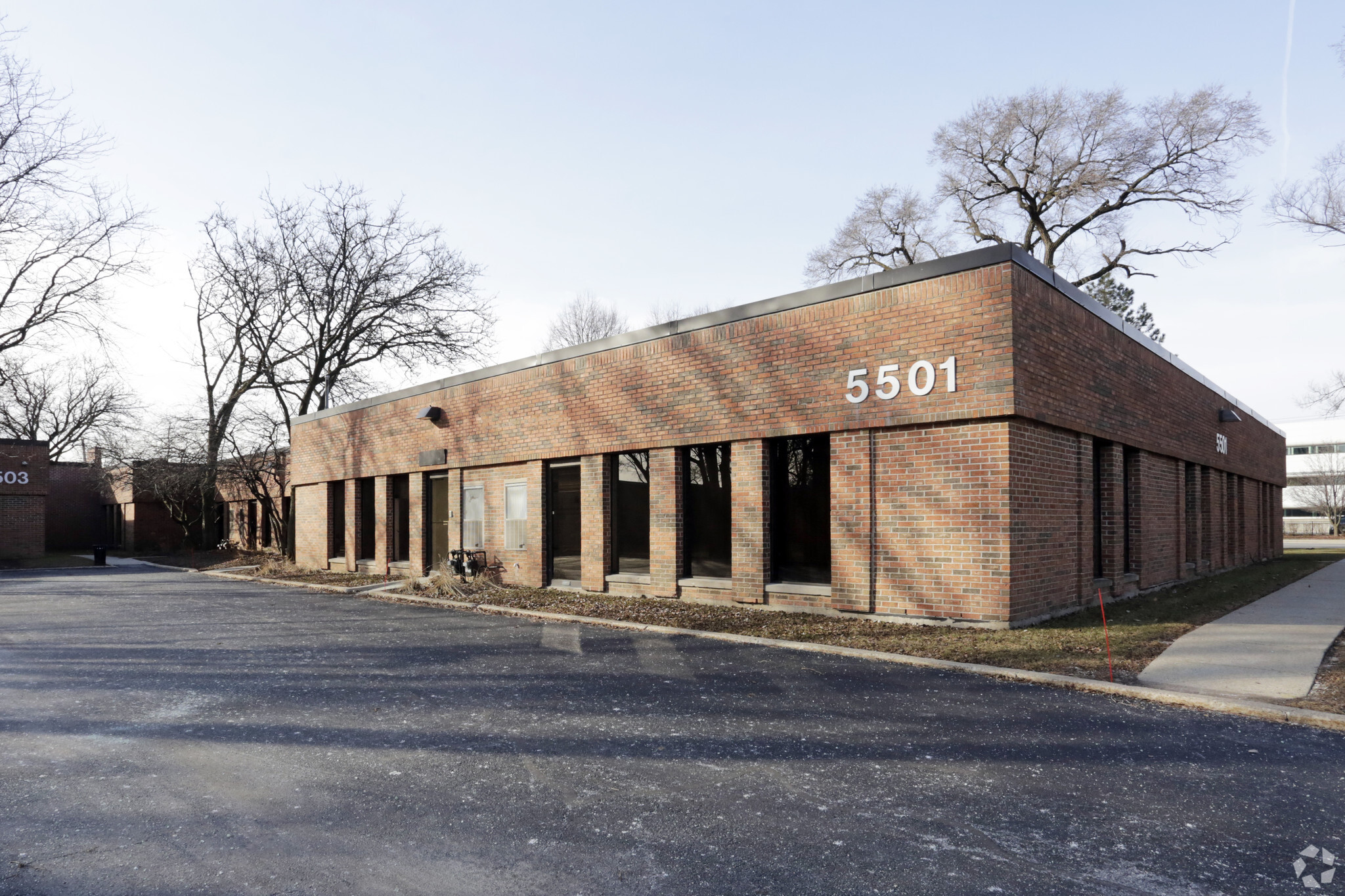 5501 N Cumberland Ave, Chicago, IL for Rent