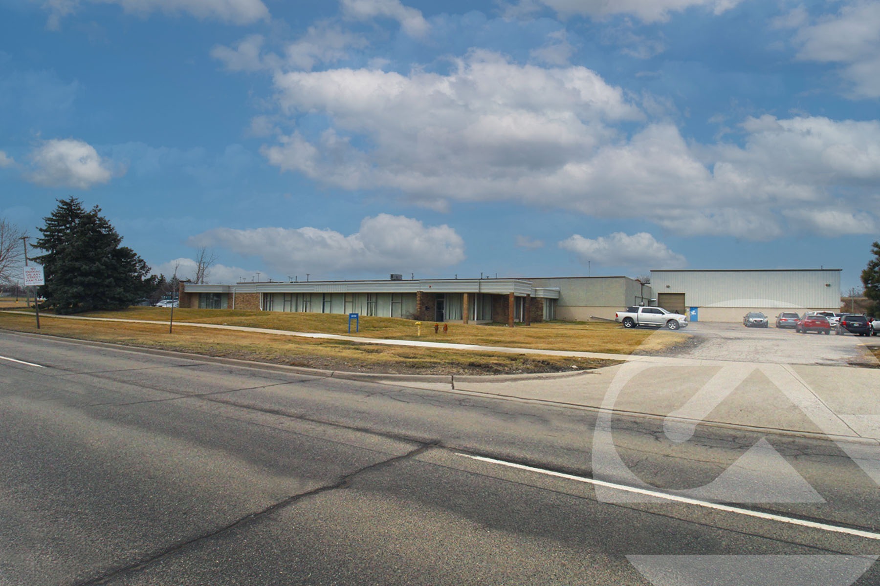 33195 Harper Ave, Saint Clair Shores, MI for Sale