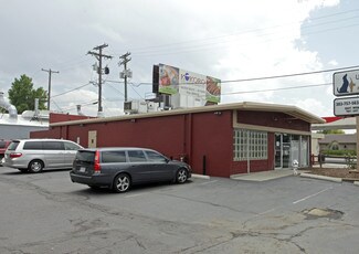 4030-4040 E Warren Ave