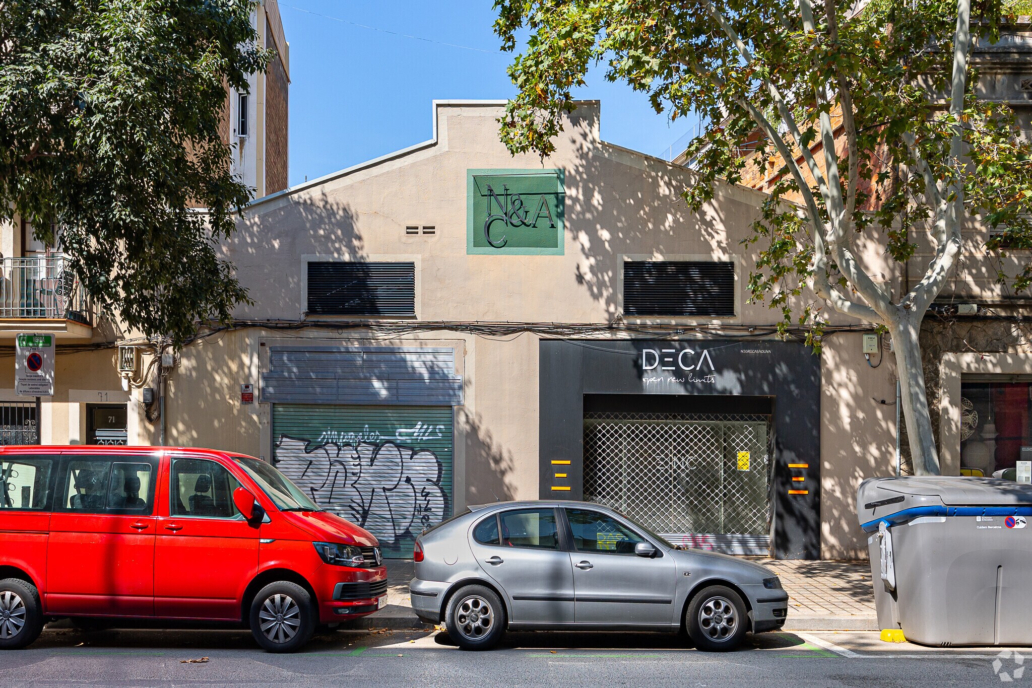 73 Carrer D'arizala, Barcelona, BAR for Sale