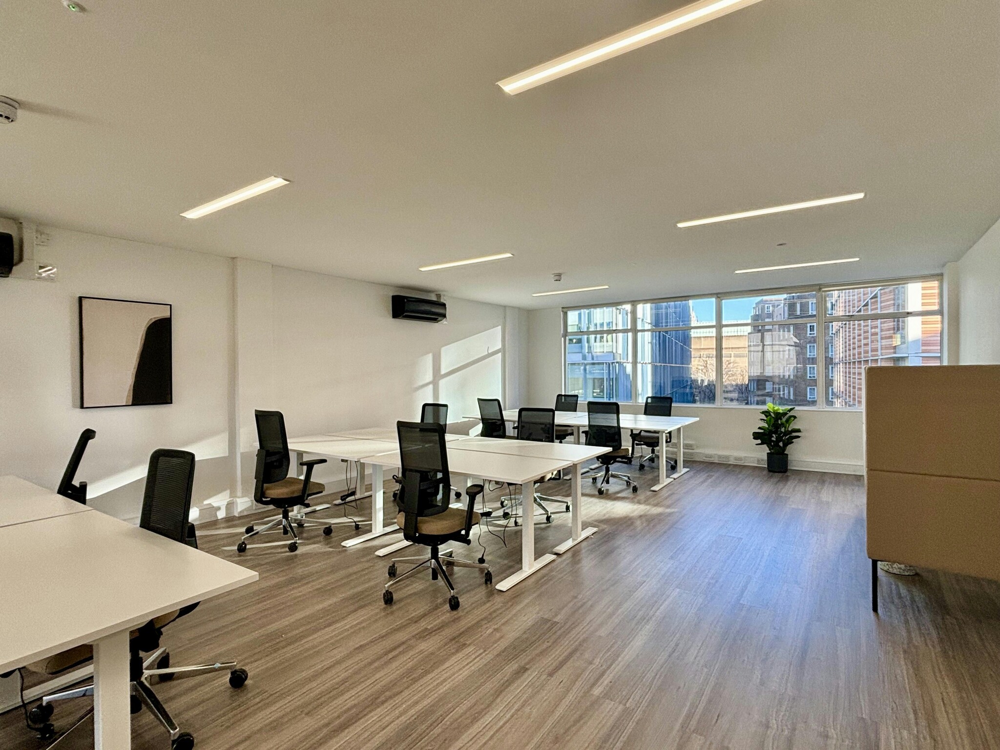 81 Southwark St, London, LND for Rent