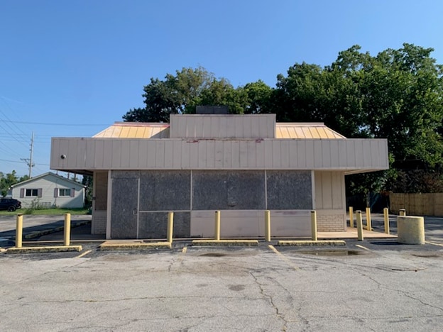 5901 State St, East Saint Louis, IL for Sale