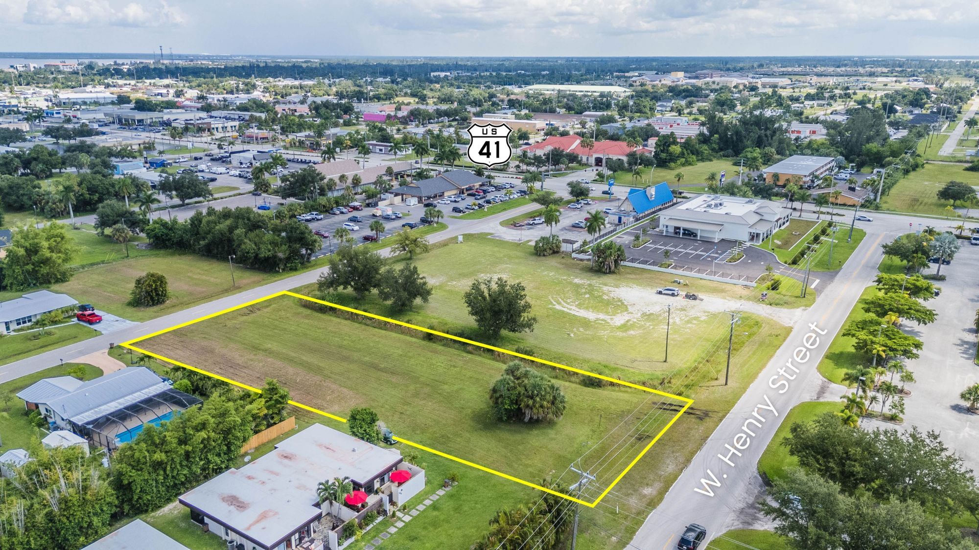 200 W Henry St, Punta Gorda, FL for Sale