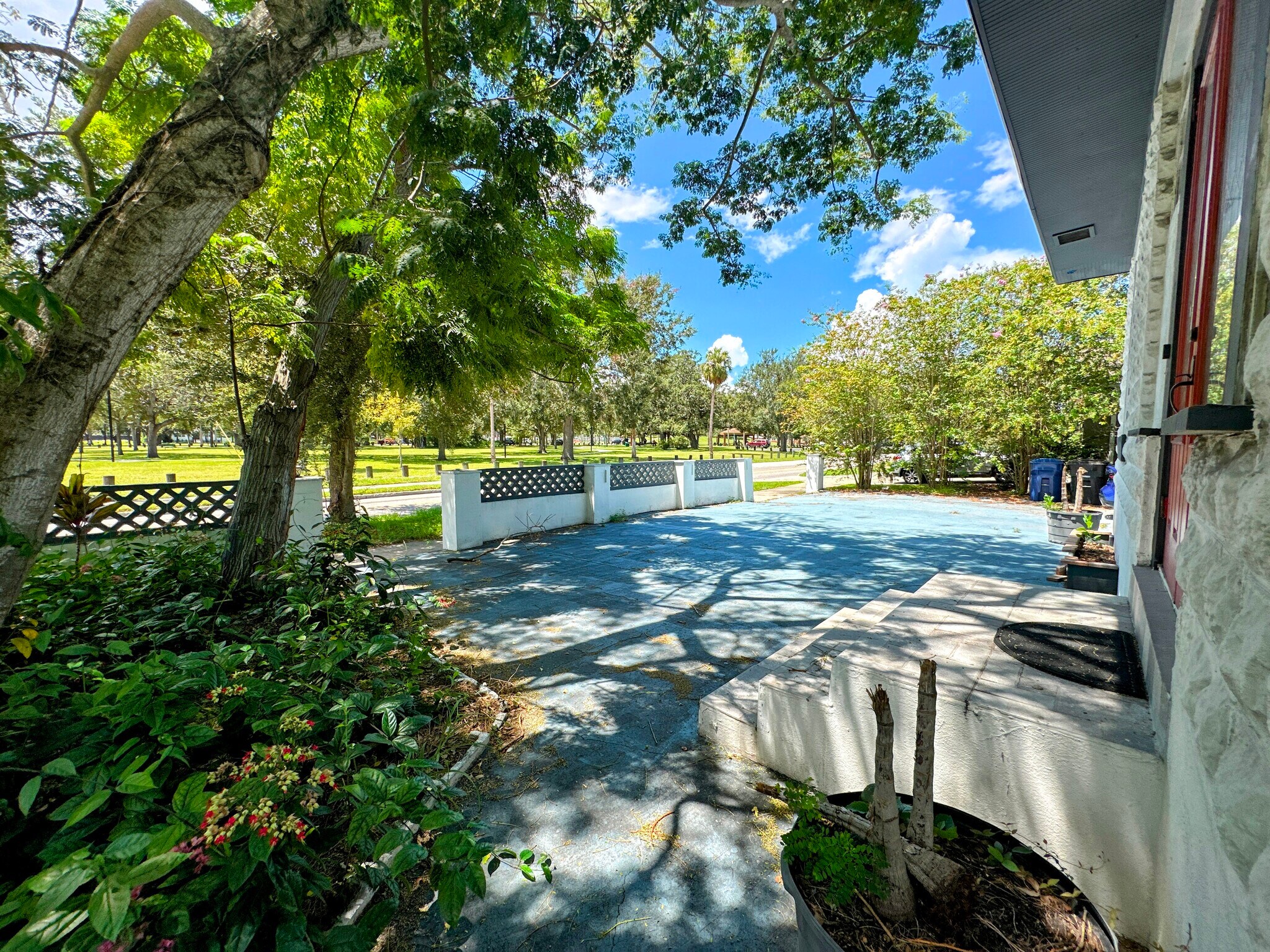 3105 W Spruce St, Tampa, FL for Sale