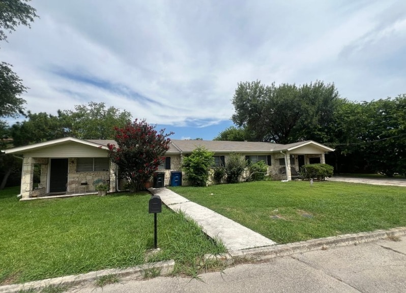 1480 Gardenia Dr, New Braunfels, TX for Sale