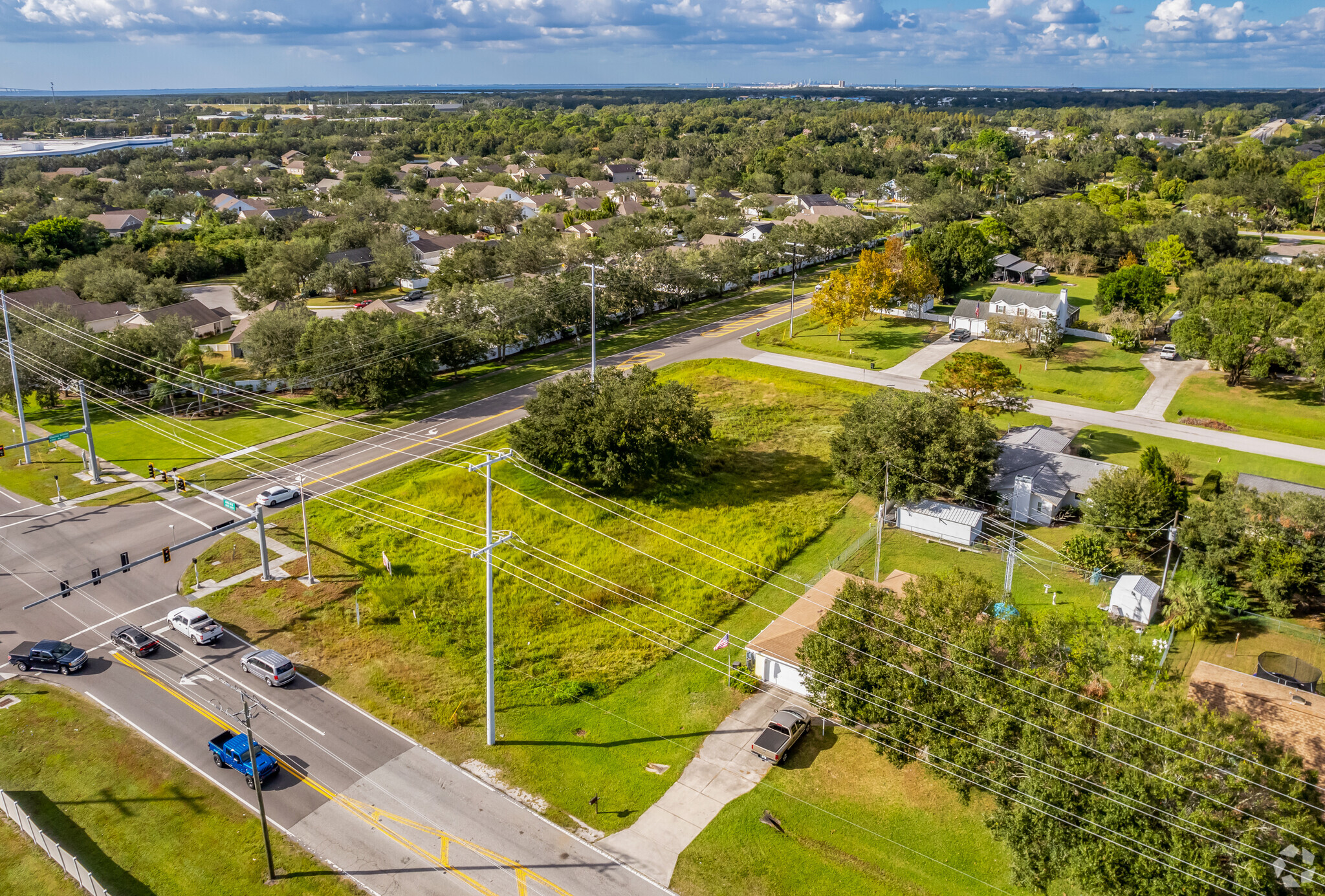 6910 36th Ave E, Palmetto, FL for Sale