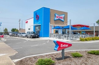 Charleston, IL Retail - 107 W Lincoln Ave