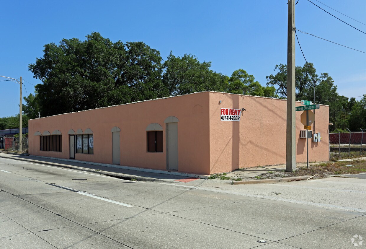 1877 S Orange Blossom Trl, Orlando, FL for Sale