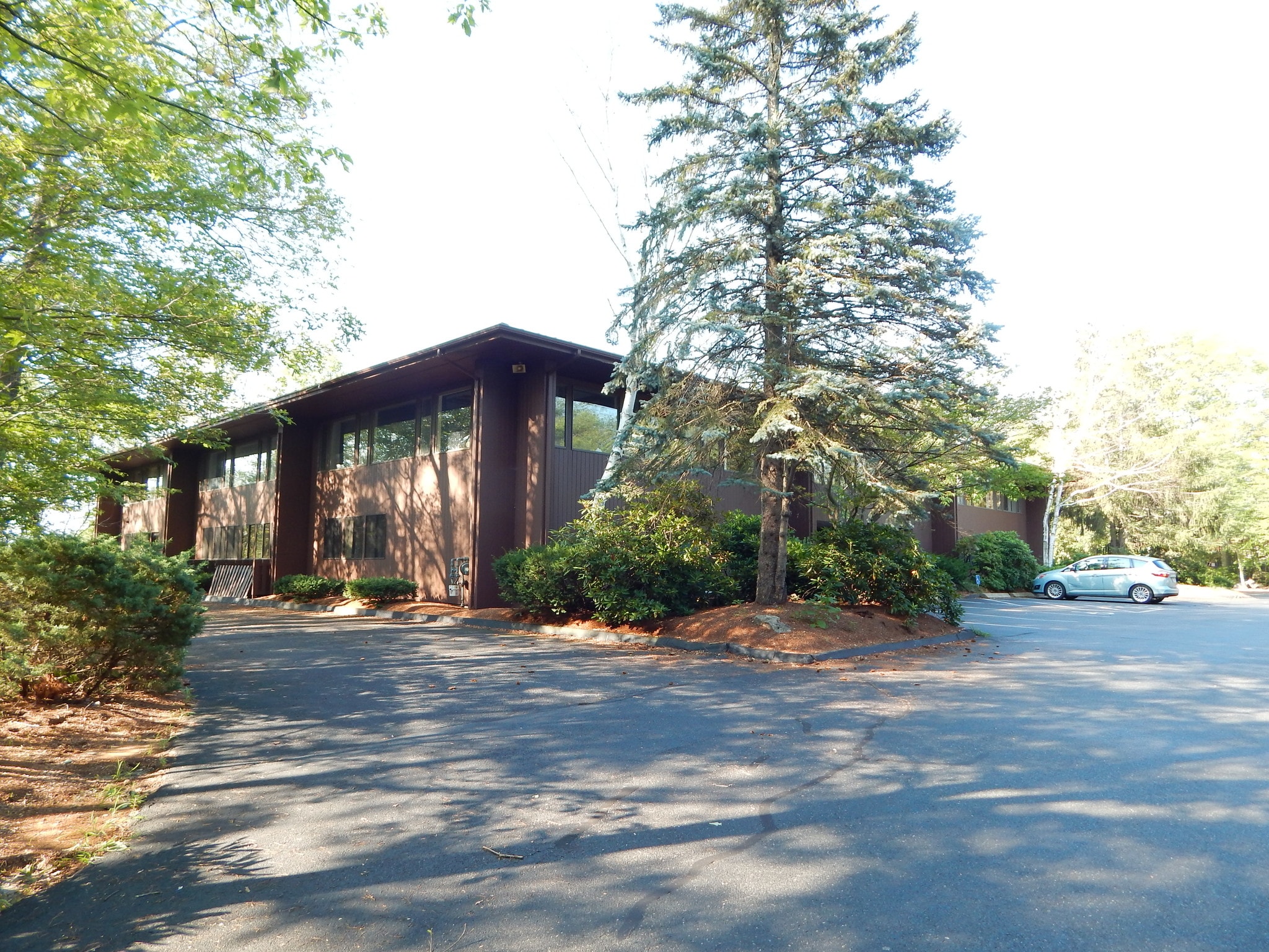 409 Fortune Blvd Milford, MA 01757 Office Property for Lease on