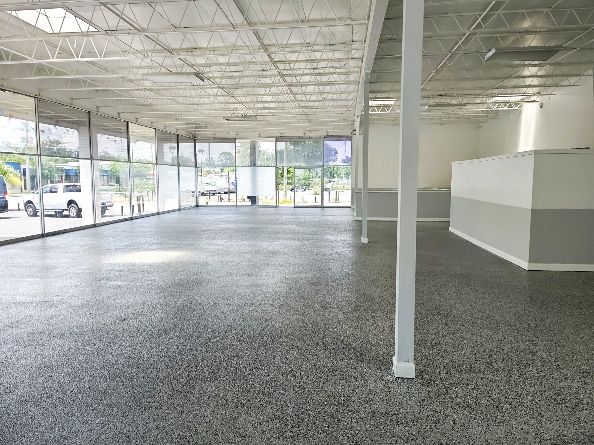 3333 N Main St, Jacksonville, FL for Rent