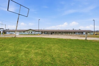 Tama, IA Hospitality - 1209 5th St