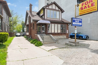 Windsor, ON Office/Residential - 1451 Ouellette Av