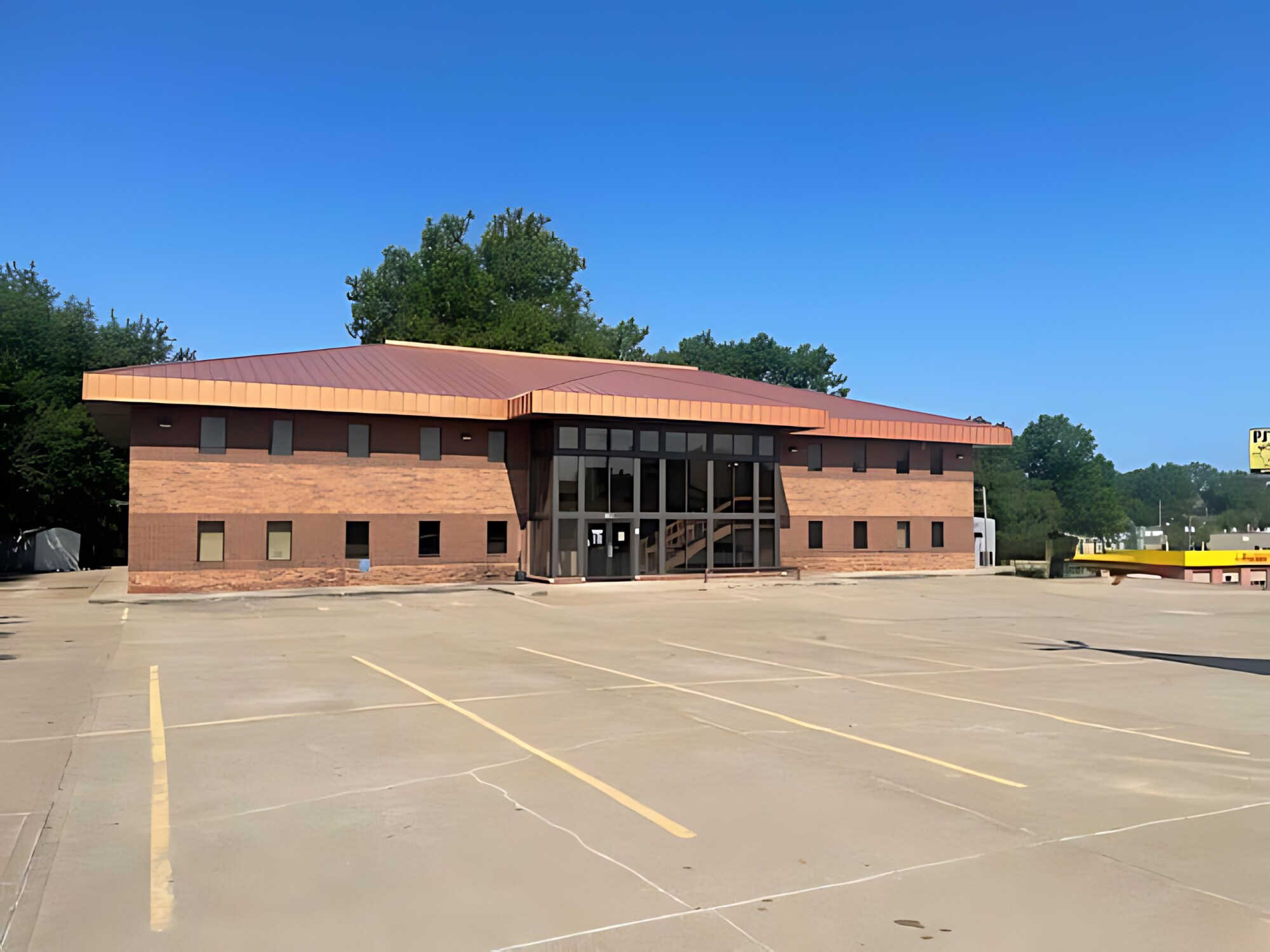 2700 N Belt Hwy, Saint Joseph, MO for Sale