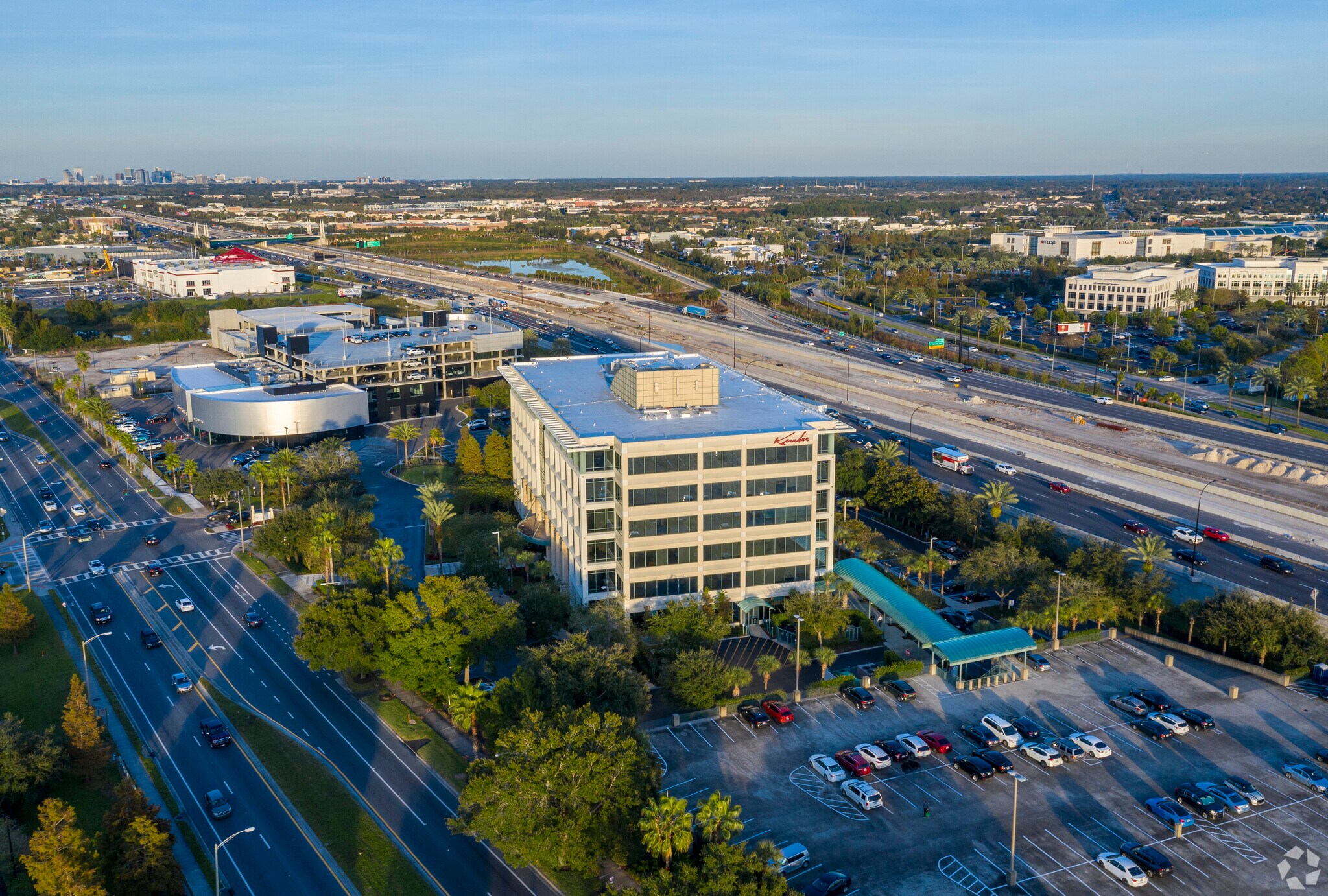 4901 Vineland Rd, Orlando, FL for Rent