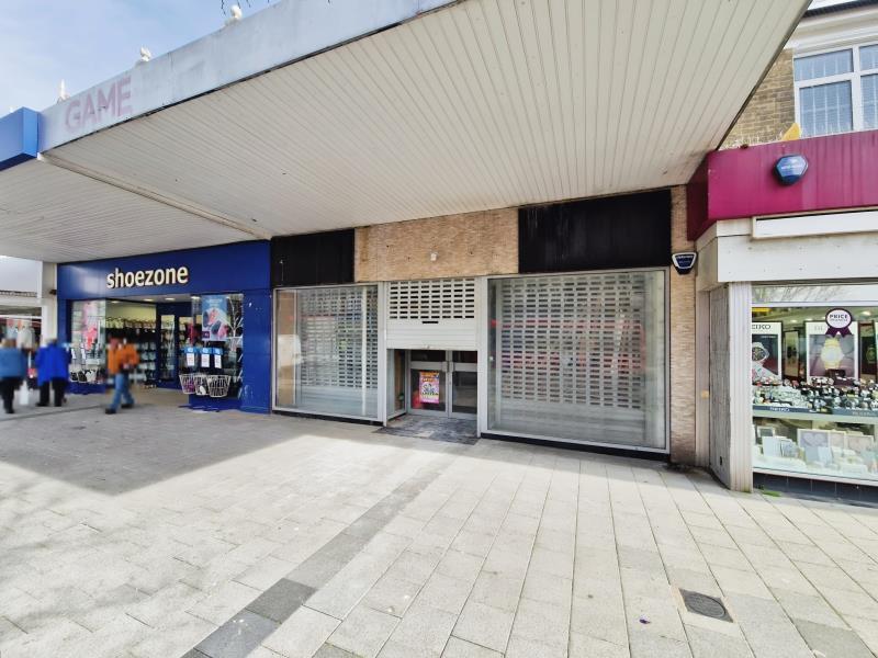 40 Pier Av, Clacton On Sea, ESS for Rent