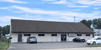 Oshkosh, WI Storefront Retail/Office - 1605 S Main St