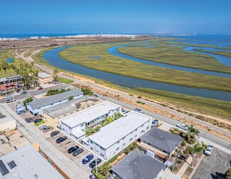 Imperial Beach, CA Apartments - 725-727 Boulevard Ave