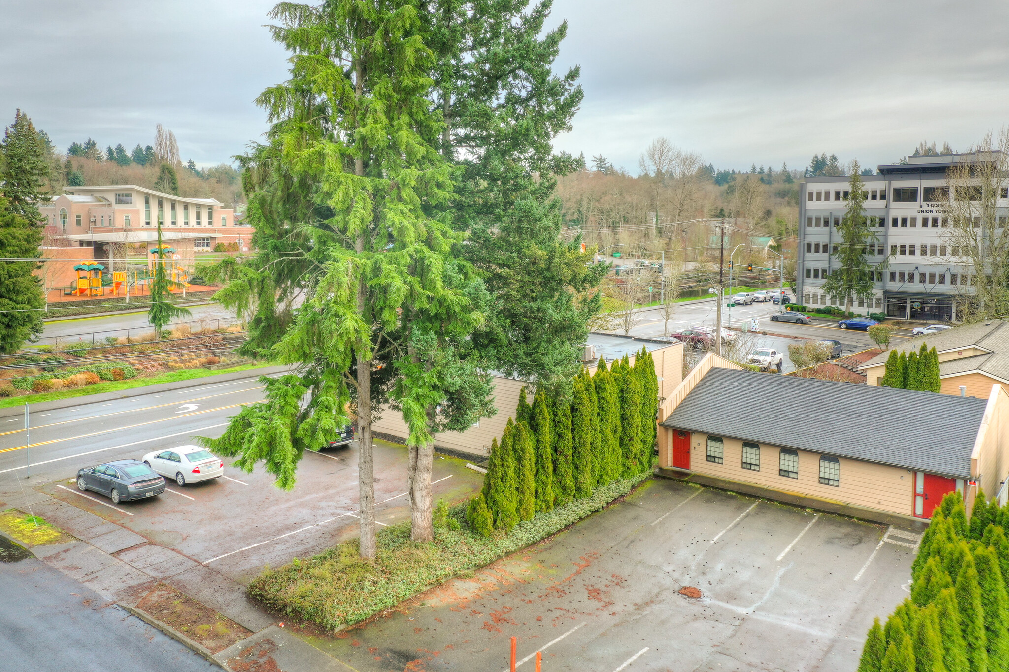 1015 10th Ave SE, Olympia, WA for Sale