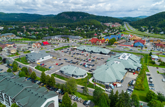 Saint-sauveur, QC Retail - 220D Ch Du Lac-Millette