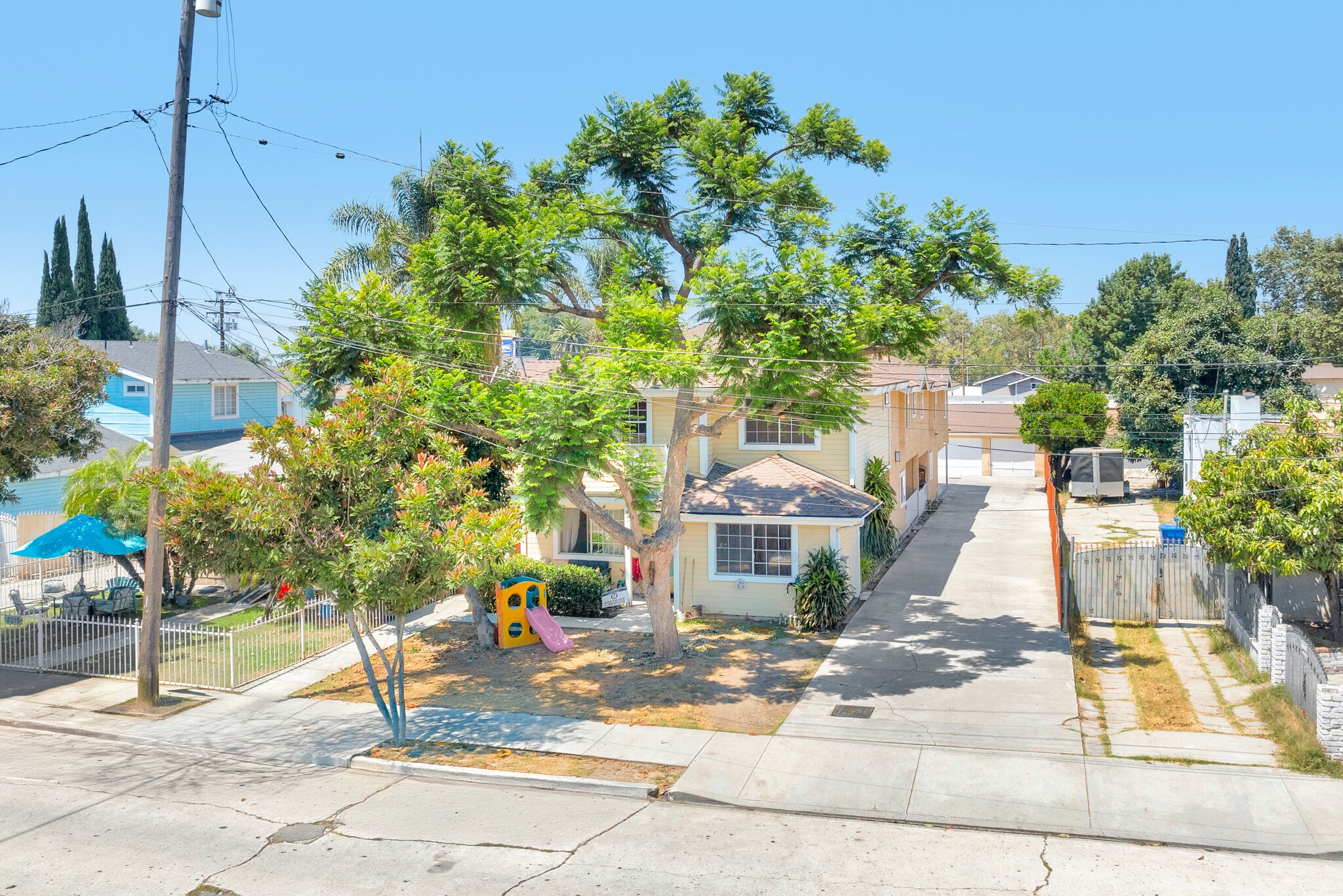 8011 Comstock Ave, Whittier, CA for Sale