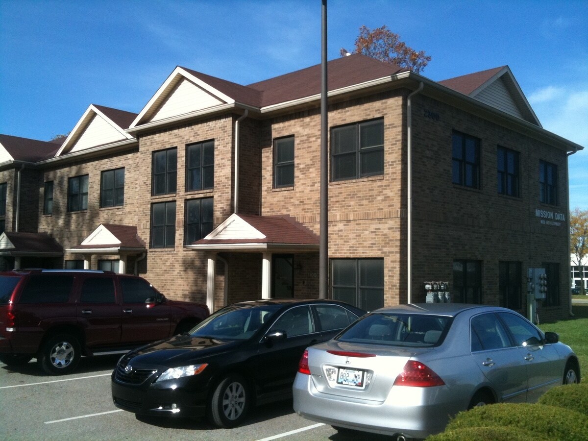 2303 Hurstbourne Village Dr Louisville, KY 40299 Office Property for