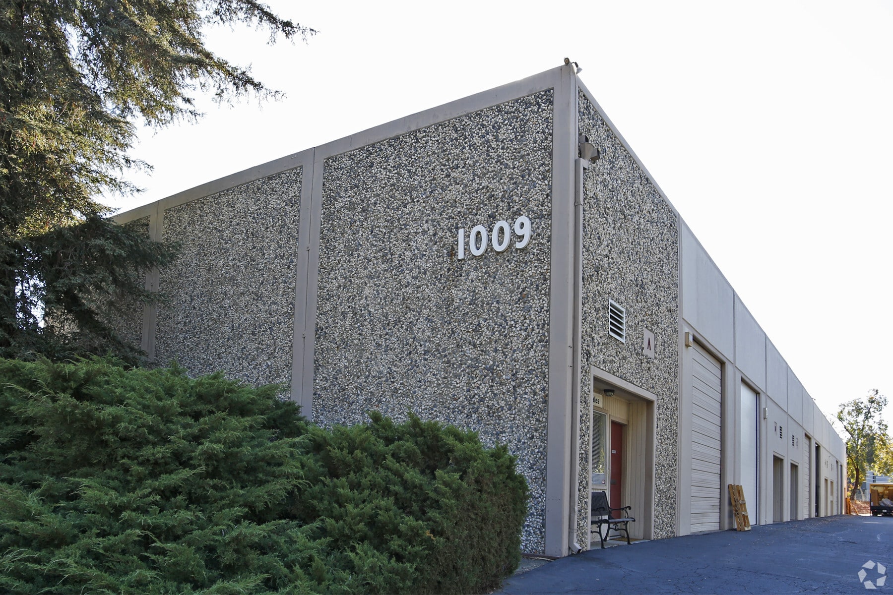 1009 Shary Cir Concord, CA 94518 Industrial Property for Lease on