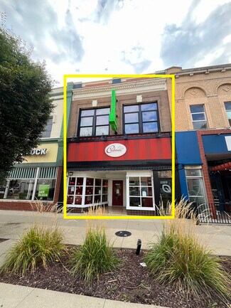 Topeka, KS Storefront Retail/Office - 728 S Kansas Ave