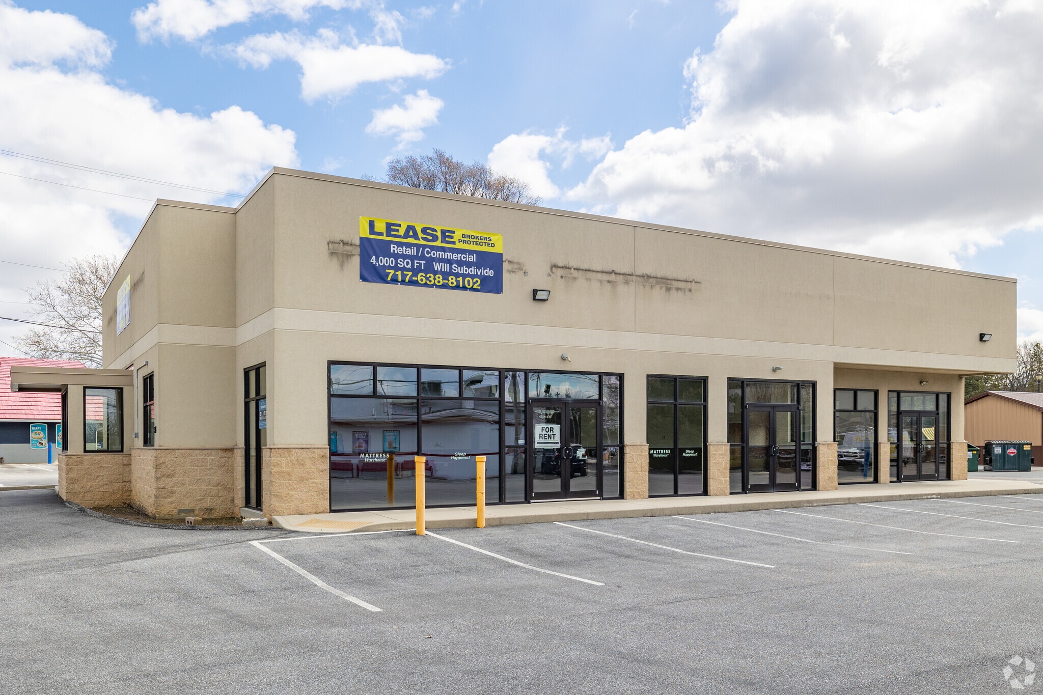 3014 E Market St, York, PA for Rent