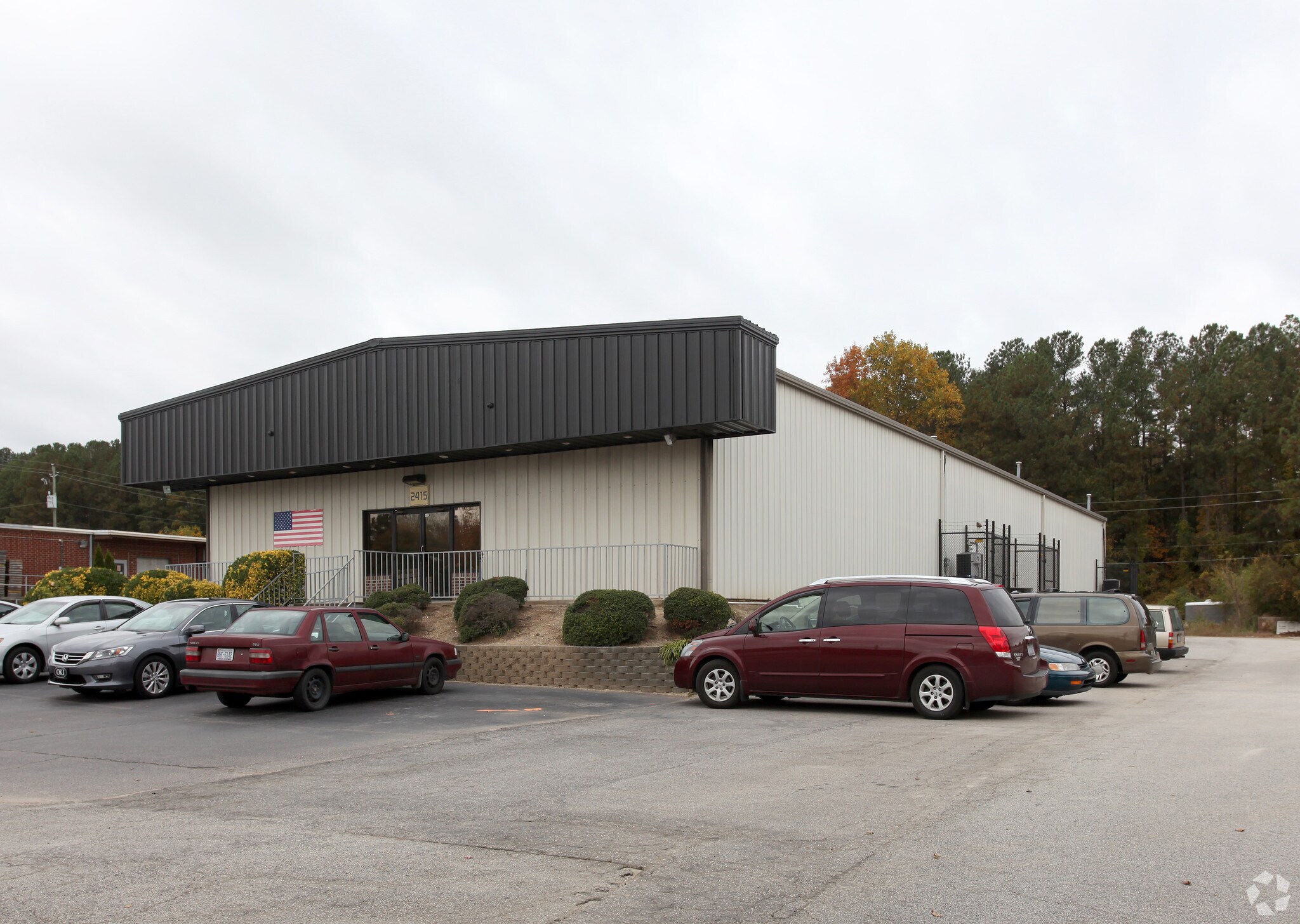 2415 Atlantic Ave Raleigh, NC 27604 Flex Property for Lease on