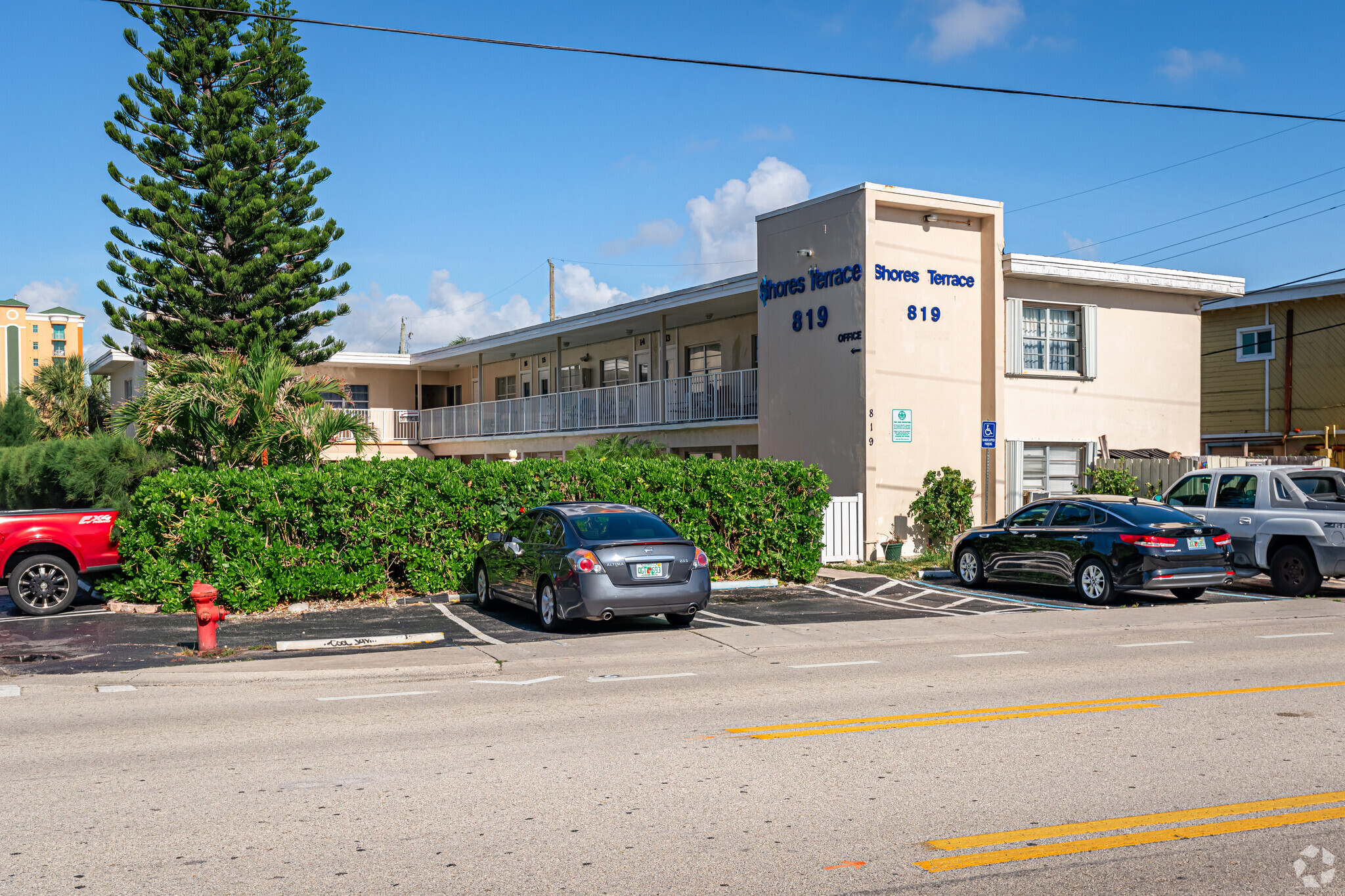 819 N Ocean Blvd, Pompano Beach, FL for Rent