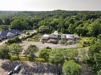 Saint James, NY Commercial - 559 N Country Rd Rt