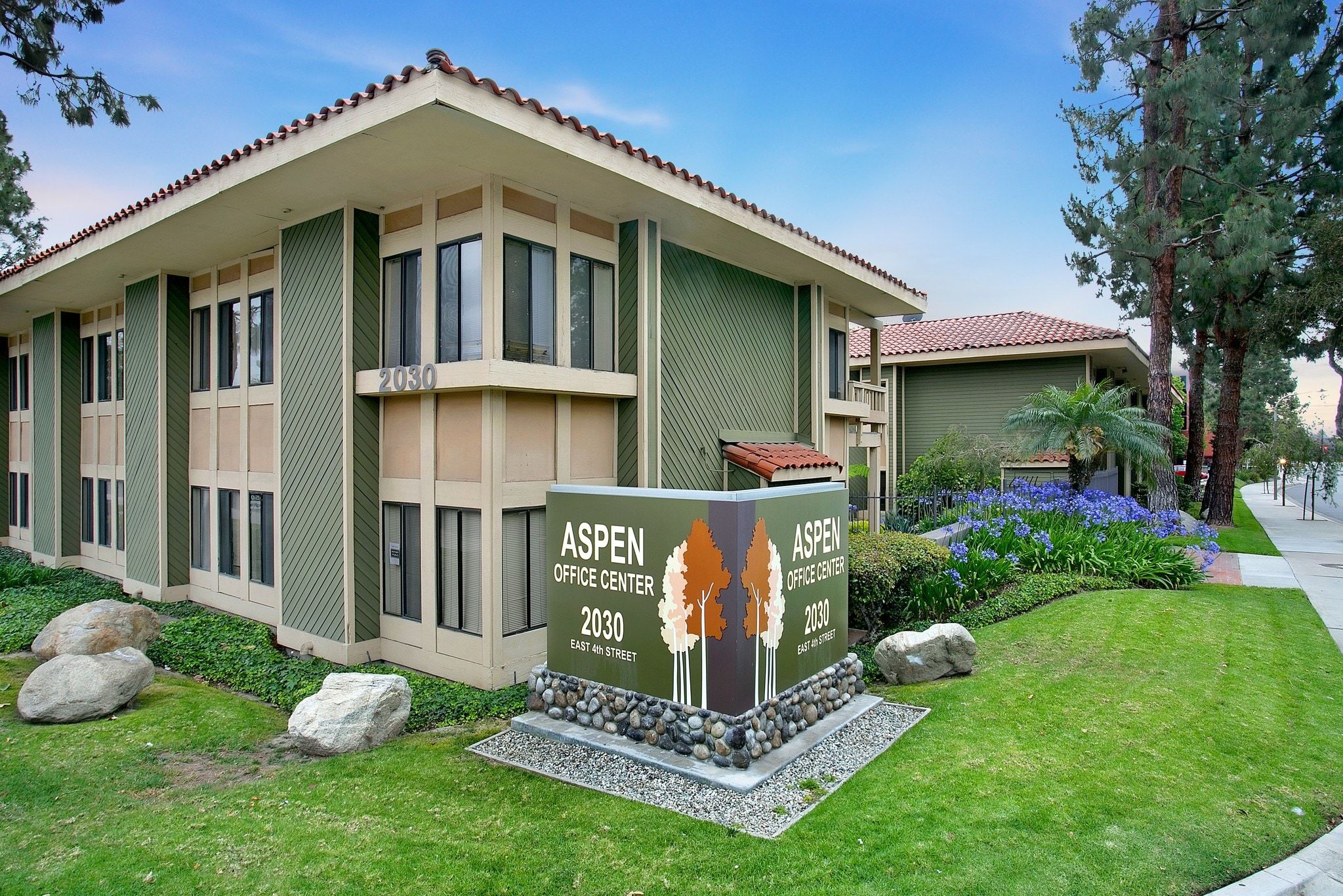 2030 E 4th St, Santa Ana, CA for Rent