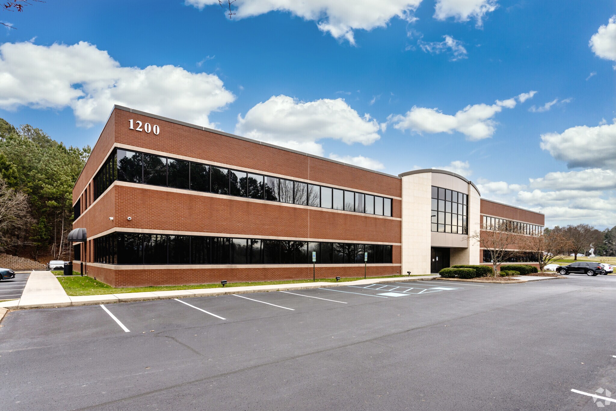 1200 Premier Dr, Chattanooga, TN for Rent