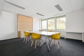 Verdun, QC Coworking Space - 4012A Rue Wellington