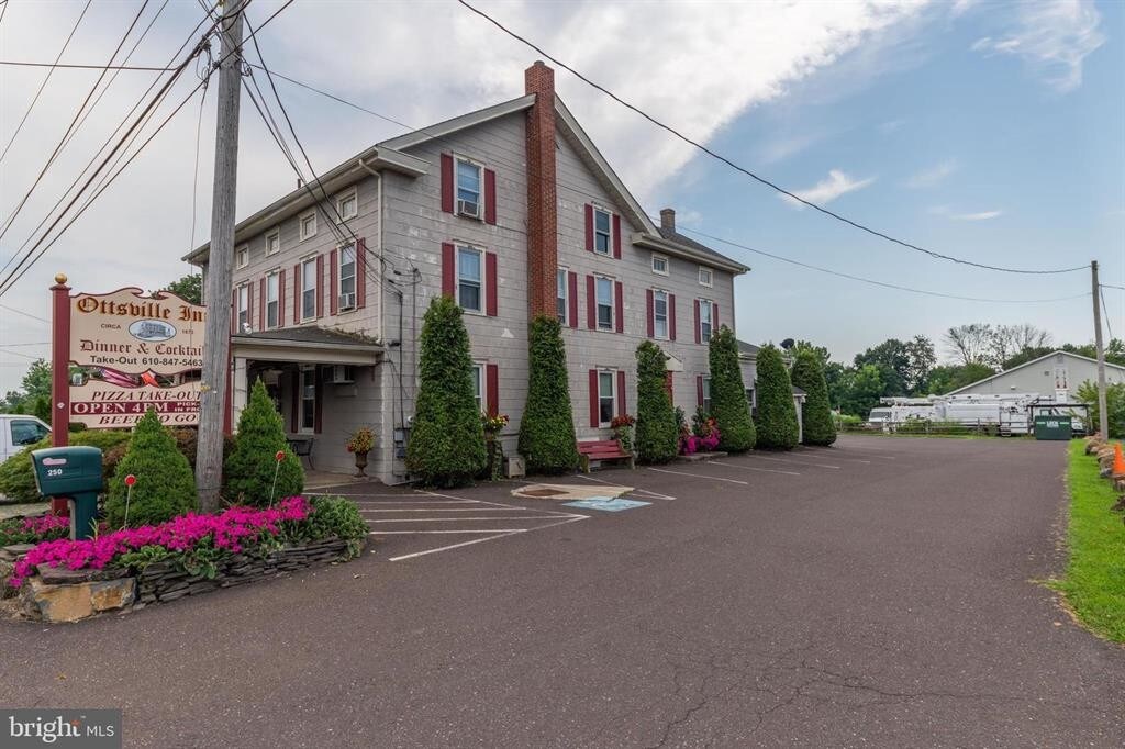 245 Durham Rd Ottsville, PA 18942 Retail Property for Sale on