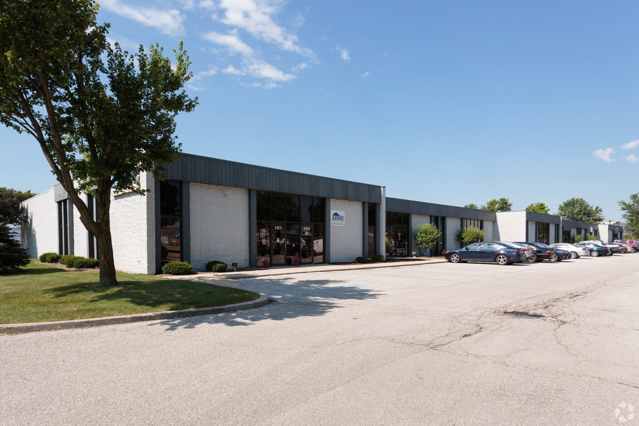 4305-4337 W 96th St, Indianapolis, IN for Rent