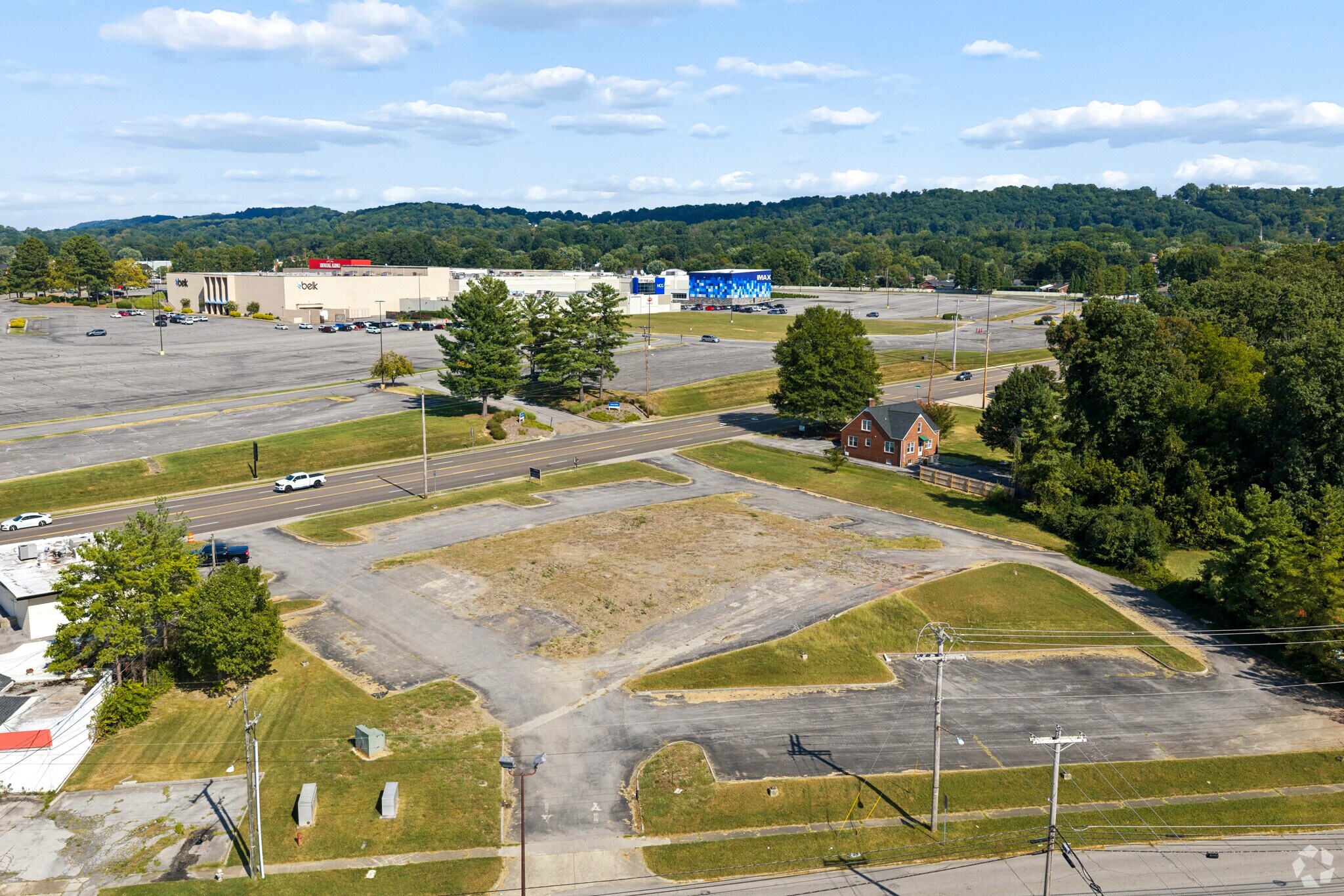 2060 Fort Henry Dr, Kingsport, TN for Rent