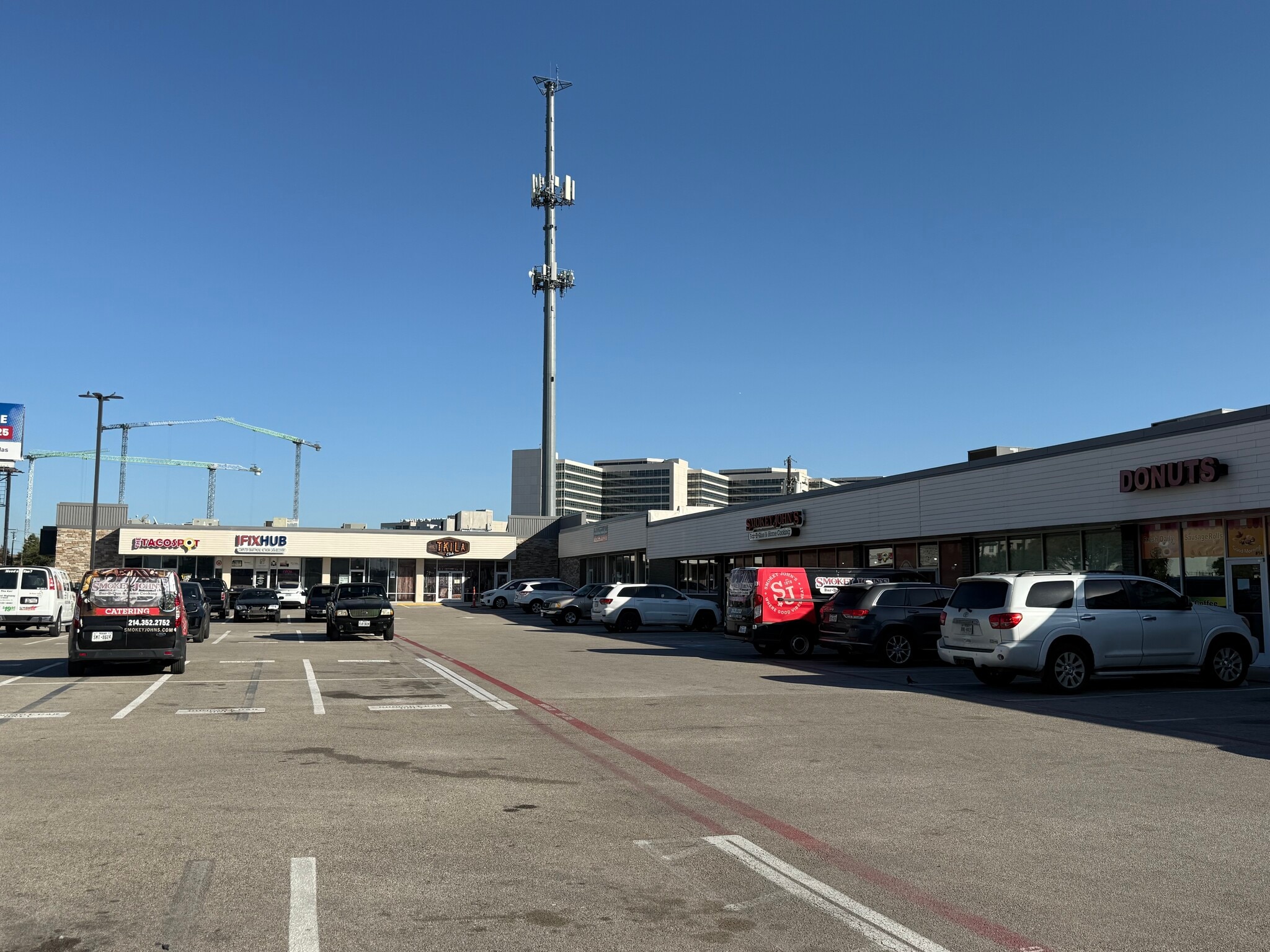 1820 W Mockingbird Ln, Dallas, TX for Rent