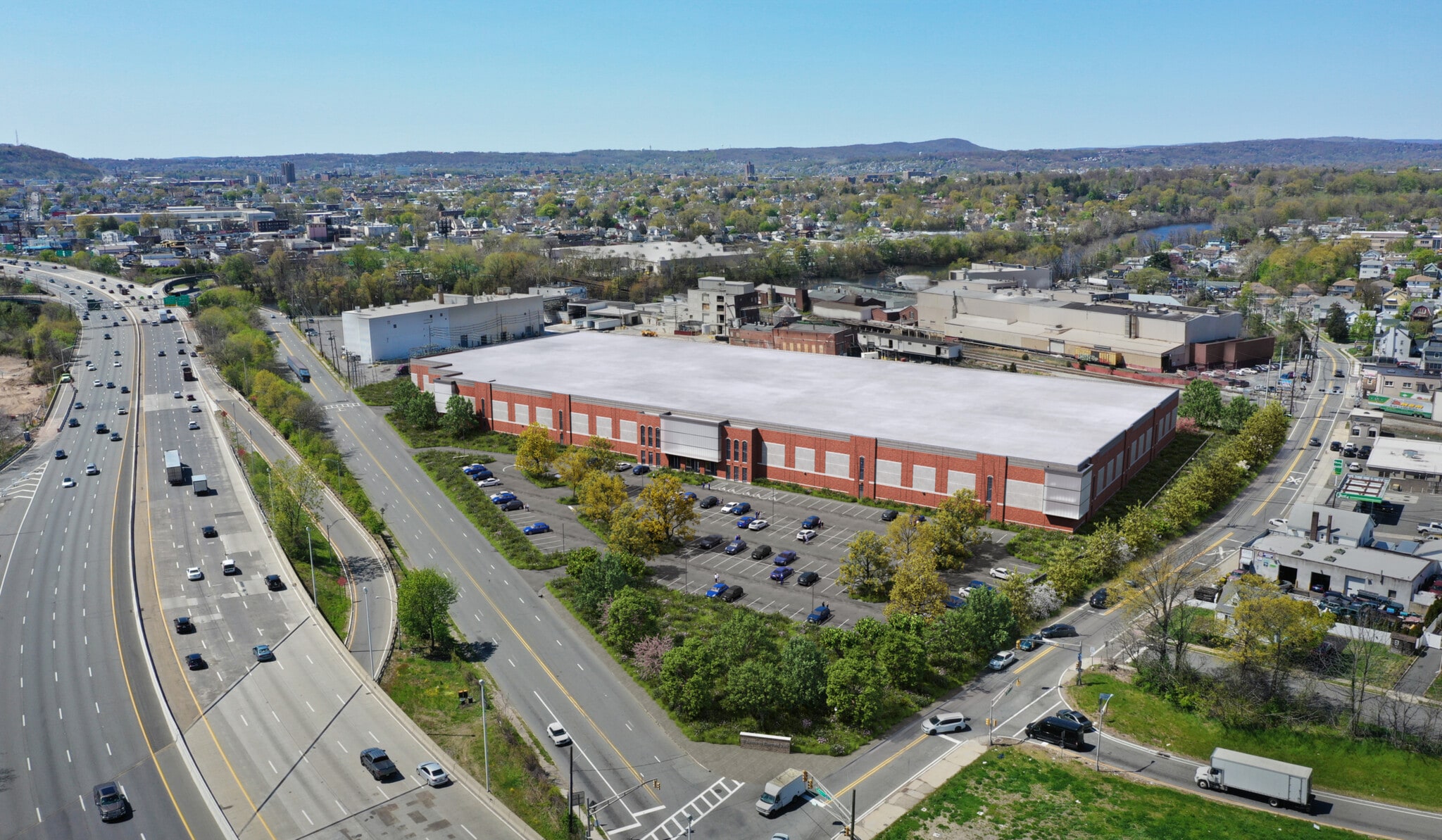 25 Market St Elmwood Park, NJ 07407 Industrial Property for Lease on