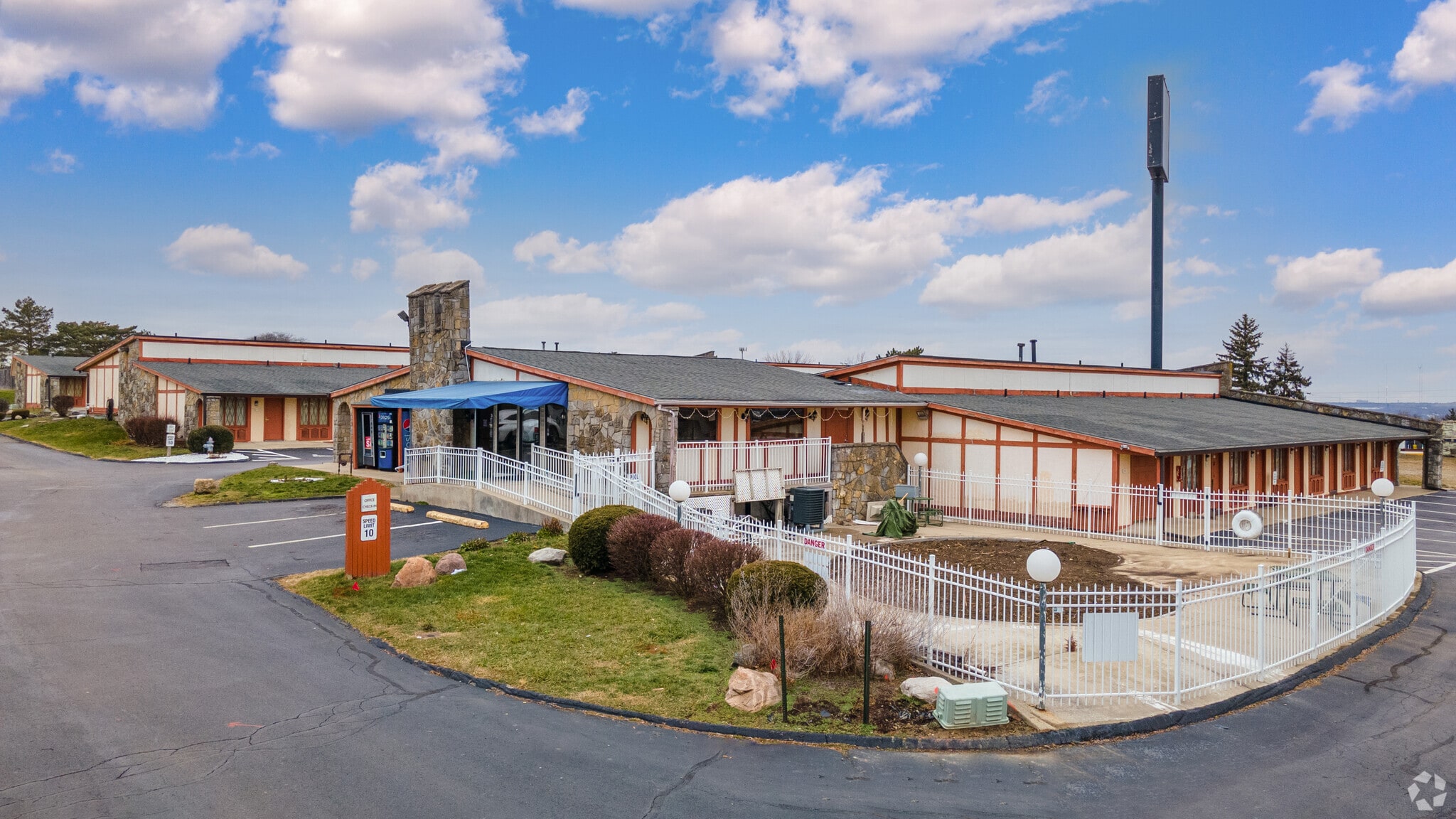 185 Byers Rd, Miamisburg, OH for Rent
